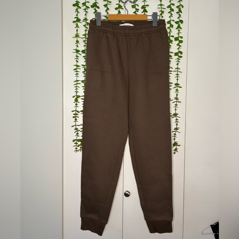 NWOT Amazon Essentials Men's Fleece Jogger Pants - XS